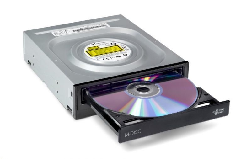 LG GH24NSD, Vypalovací mechanika DVD, DVDRW, DualLayer, interní, připojení pomocí SATA konektoru. Typové označení může být odlišné, například GH24NSD5.
