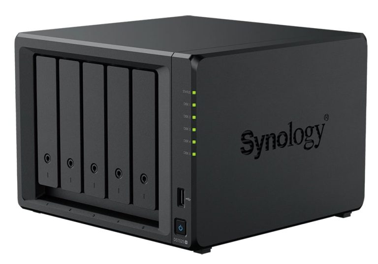 Synology DS1525+ NAS server